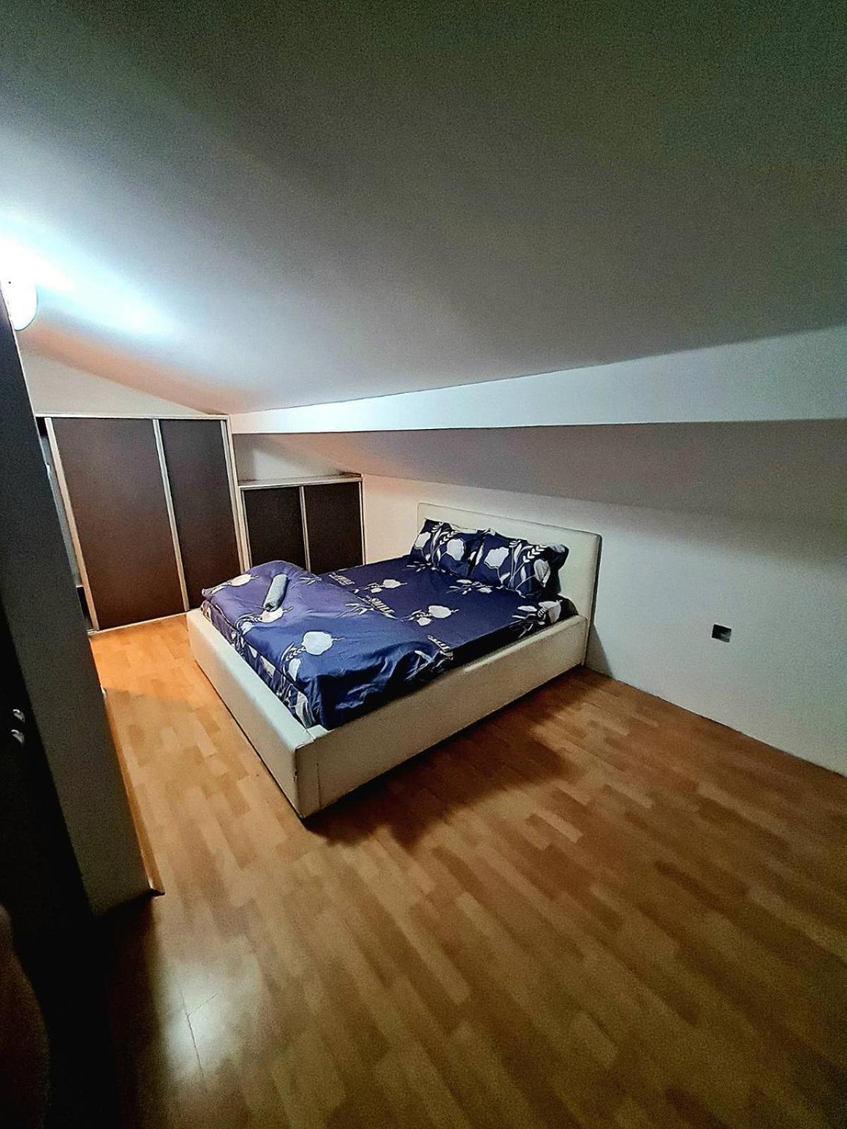 Dm Hostel And Apartments Szkopje Kültér fotó